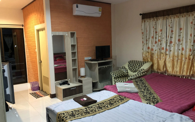 Sandee Place Mountain View Chomthong