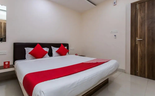 OYO 4058 Hotel Krishna Residency