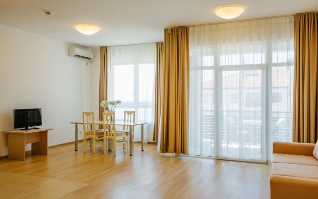Apart-hotel Imeretinskiy - Marine Bay complex