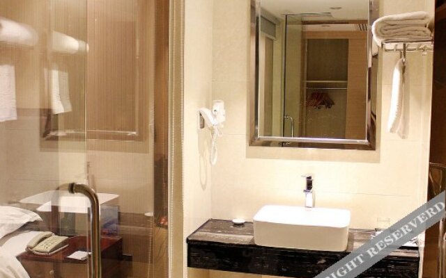 Shangpin Bojia Hotel (Shenzhen Songyuanxia Metro Station Capitel Branch)
