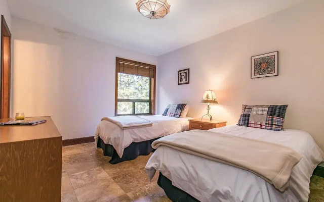 Lilac Lodge At Skyland 5 Bedroom Home