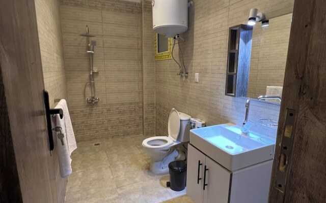 Premier Pyramids Inn