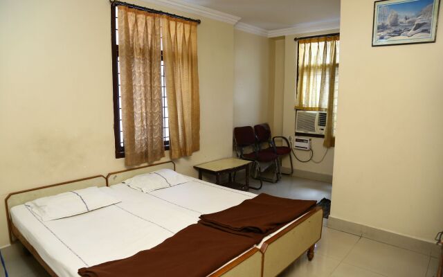 Sai sri Krishna Deluxe Lodge