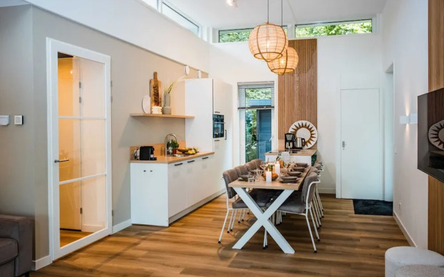 Lovely Holiday Home in Voorhuizen With Garden