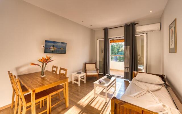 Folies Corfu Town Hotel Apartments