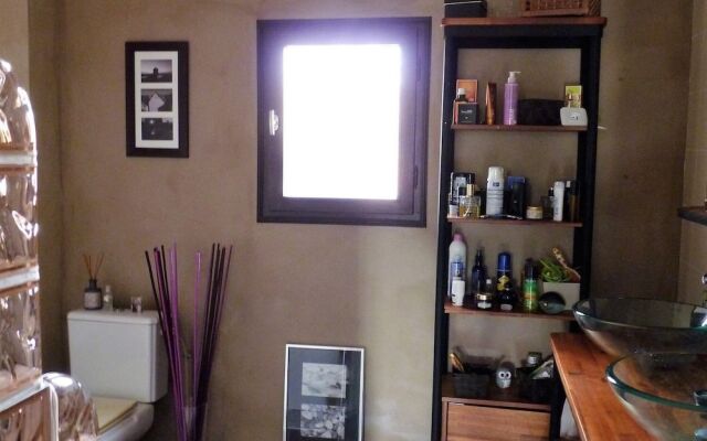 Domaine de Rhodes - Locations de Vacances / Vacation Rentals