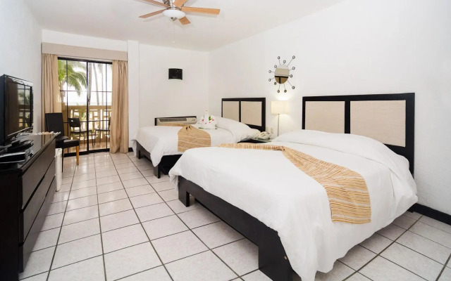 Coral Costa Caribe Beach Resort - All Inclusive