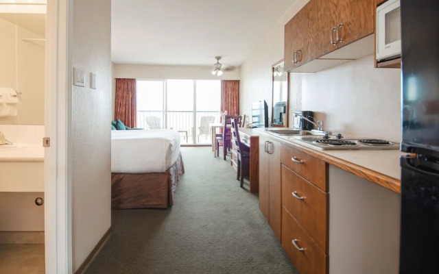 Sea Edge Beachside Hotel