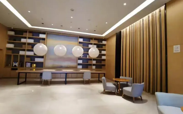 Ji Hotel Zhenjiang Railway Station