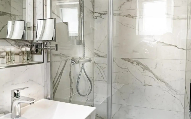 Holiday Inn - the niu, Hub Dusseldorf Messe by IHG