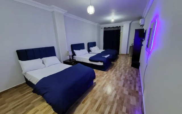 Pyramid Stars Inn