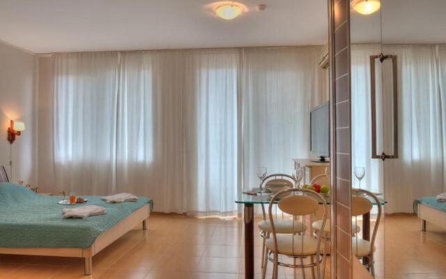 Apollon 7 Apartments