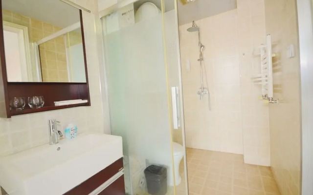Taiyuan Strawberry Apartment