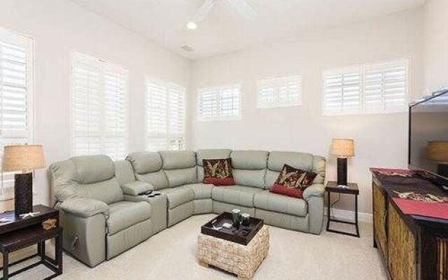 Sea Winds Beach Home by RedAwning
