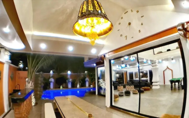 TUCHELAND Luxury Pool Villa Pattaya Walking Street 7 Bedrooms