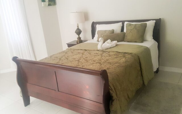2 Bdrm Apartment at Runaway Bay