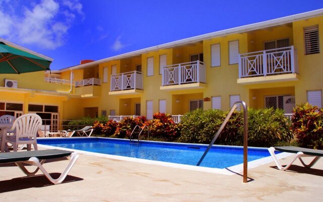 Tropical Winds Apartment Hotel