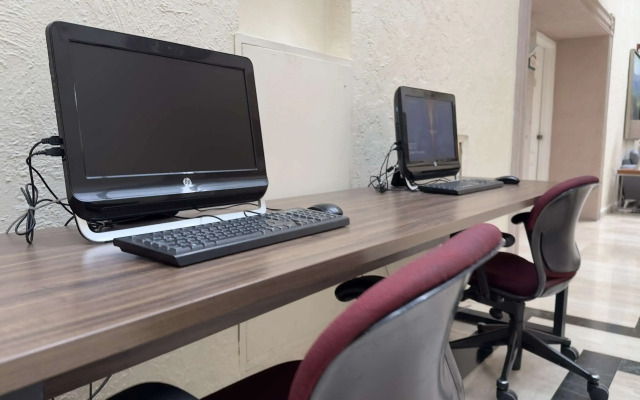 BEST WESTERN Plus Monterrey Colon