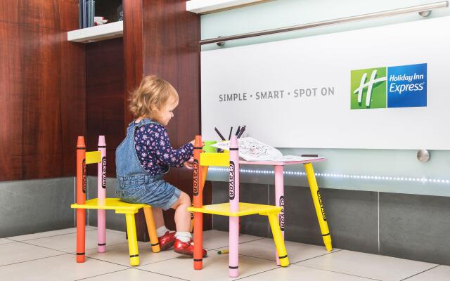 Holiday Inn Express Leeds East by IHG