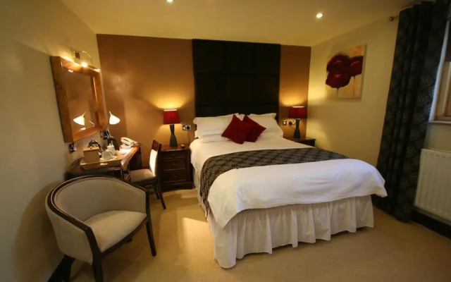 Three Horseshoes Country Inn and Spa