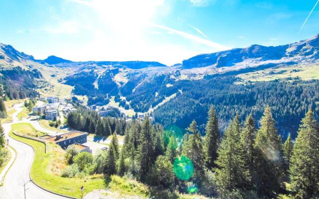 Exceptional 3 bed Penthouse with fireplace and stunning views