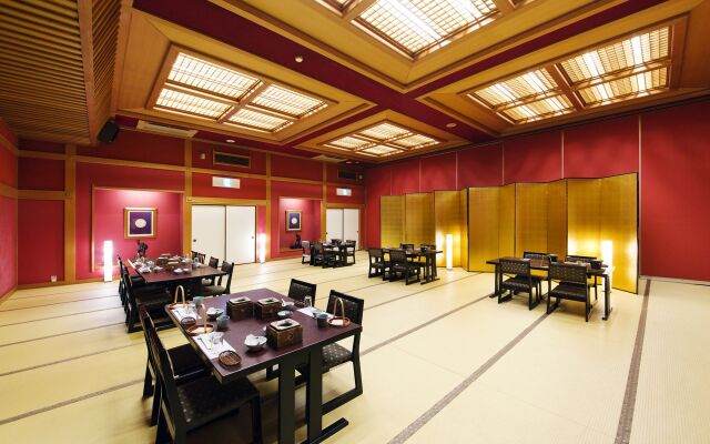 Kawaguchiya Kinosaki Riverside Hotel