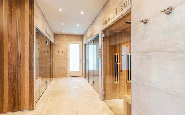 Van der Valk Hotel Duiven near Arnhem A12