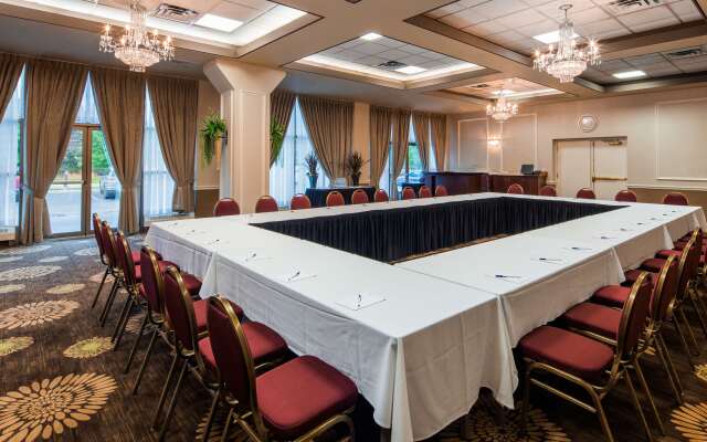 Best Western Plus The Arden Park Hotel