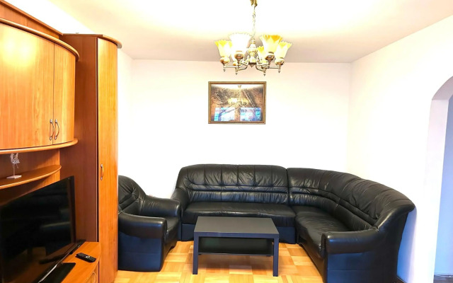 Vintage Bucharest apartment