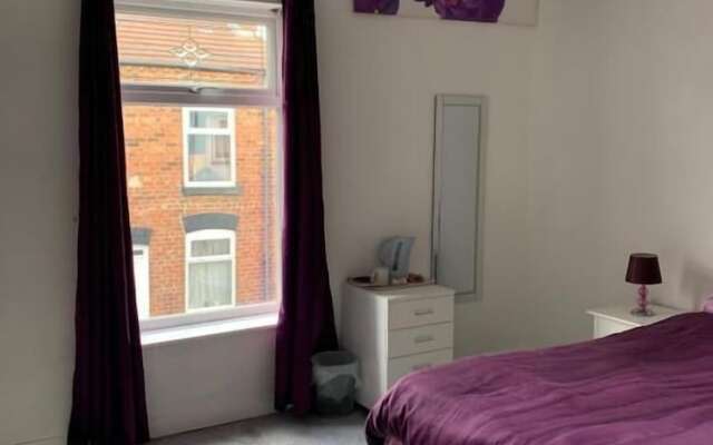 Red Rose Self-service