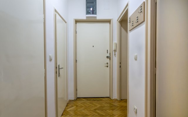 Apartment Dositejeva