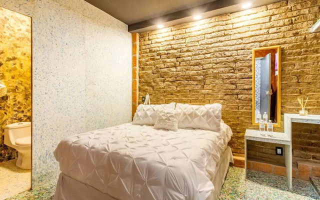 Mintaka Hotel Eco Plastico