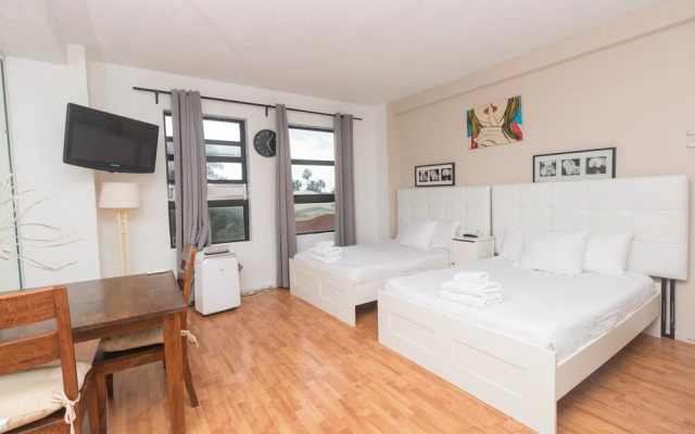 321 City View Studio Hollywood Beach