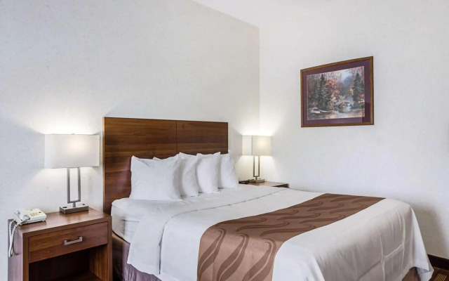 Econo Lodge Luverne I-90
