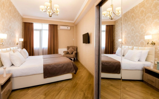 Dat Exx Apartments