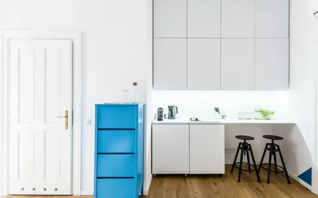 Boom Apartments