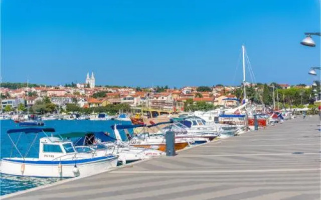 Four Bedroom Holiday Home in Medulin
