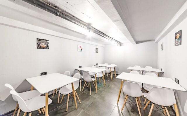 GetCapsule Hostel