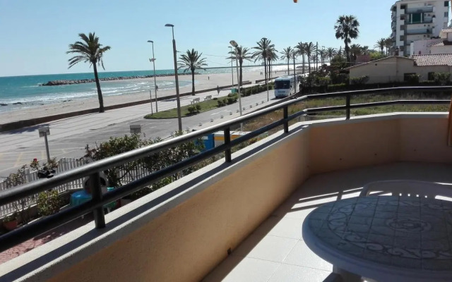 Apartamento Primera Linea de Mar, Cunit