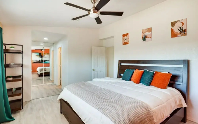 Sunny Bullhead City Retreat w/ Pool!