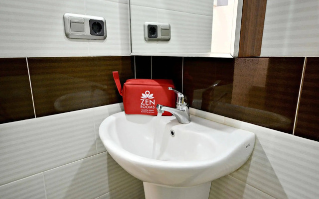 ZEN Rooms Tebet Gudang Peluru