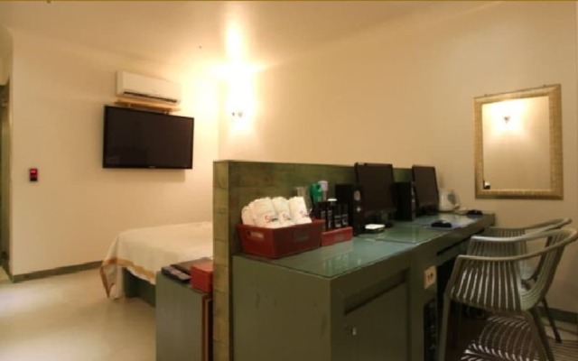 Secret Hotel Hwaseong