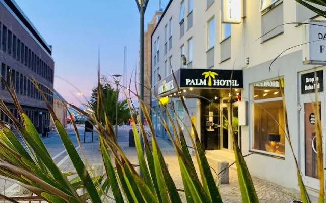 Palm Tree Hotel,sure Hotel Collection Bw