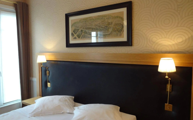 Hotel Le Cercle Tour Eiffel