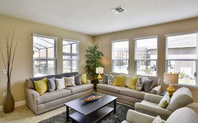 Solterra Six-bedroom