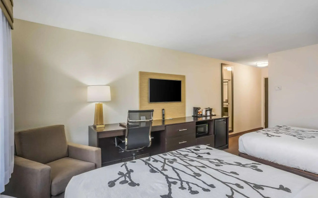 Sleep Inn & Suites