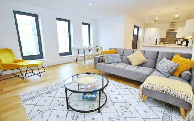 Brunswick & Thorn Apartments