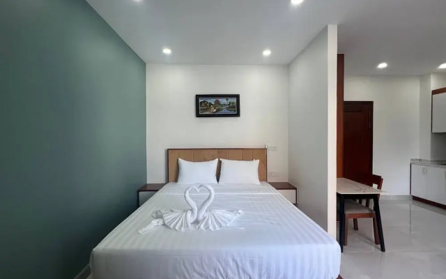 C-Hotel