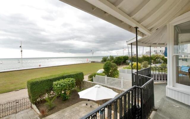 Sea House on The Beach