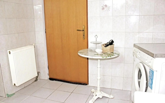 Victoria's Apartment